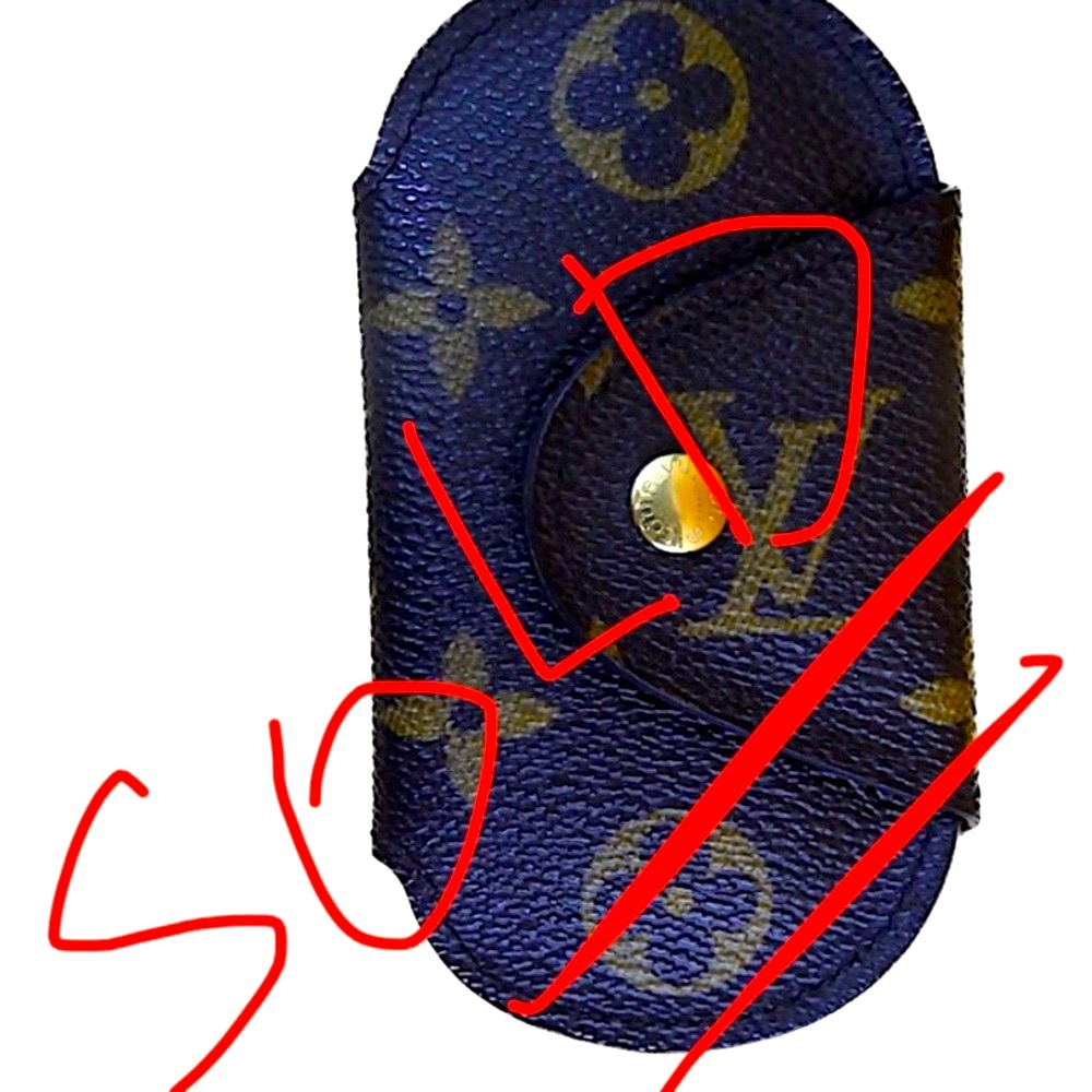 RARE Louis Vuitton Vintage Monogram Multicles Key Holder